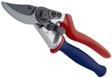 SPEAR AND JACKSON ERGO TWIST BYPASS SECATEURS 6259BS